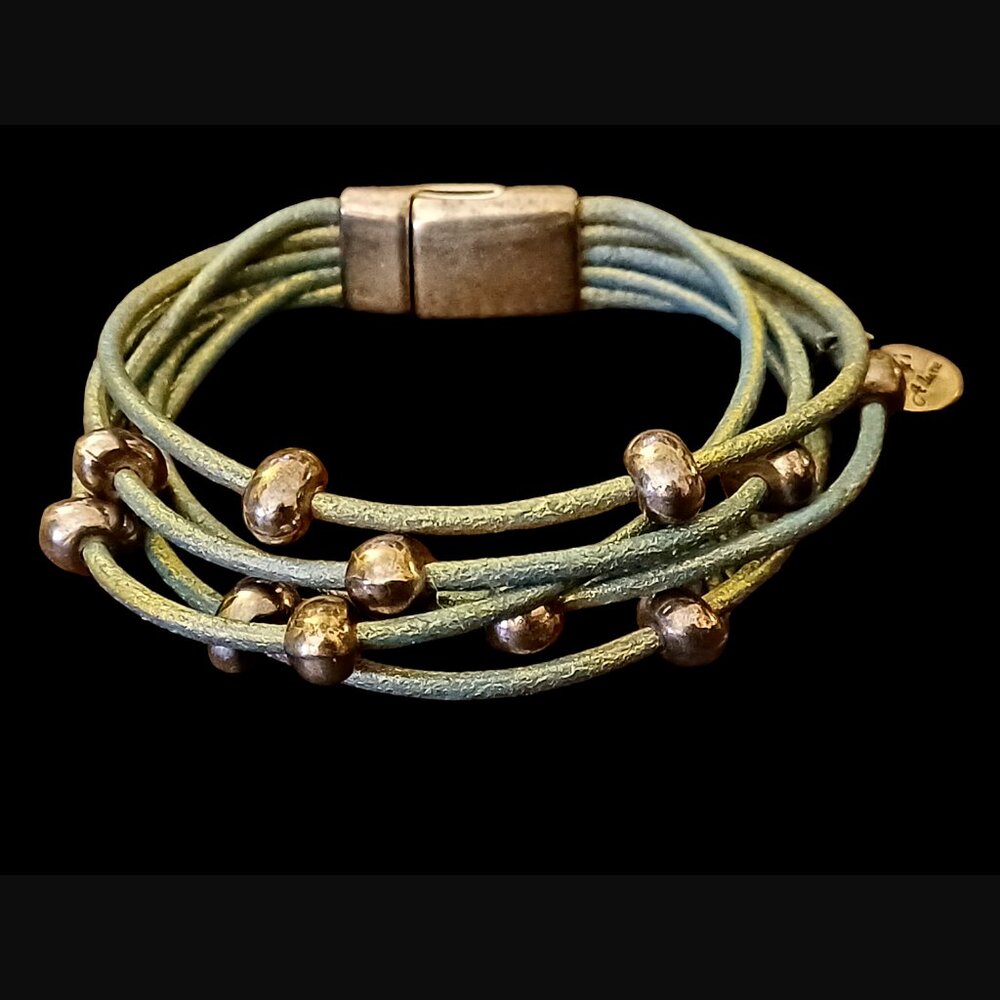 Lilly's Allure 925 Sterling Magnetic Clasp Beads Multistrand Leather Bracelet